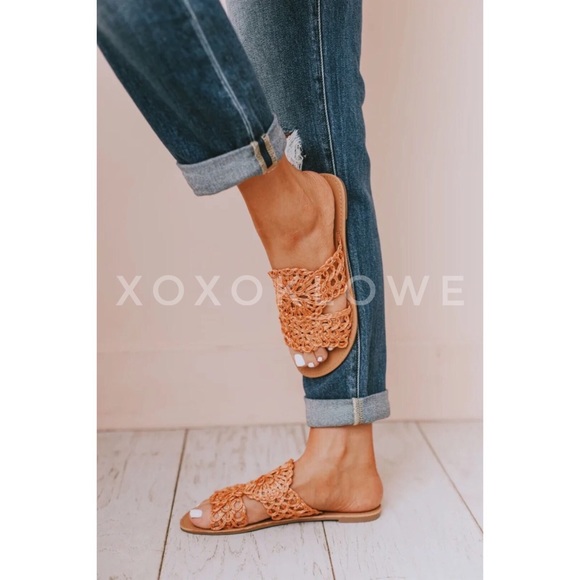 Boho Coral Crochet Raffia Slide Sandals - Picture 6 of 13